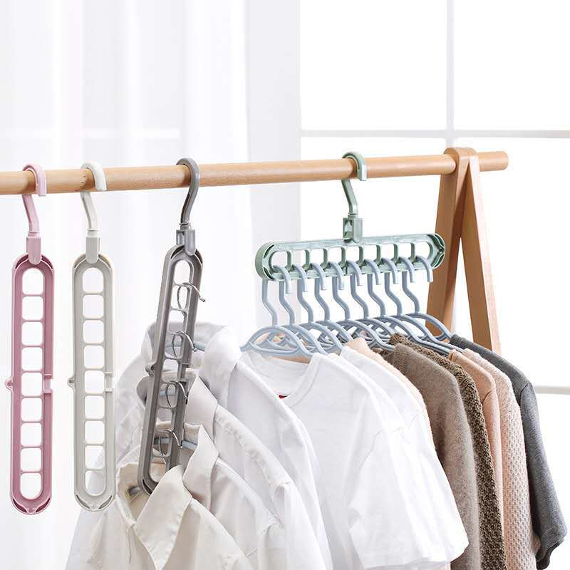 MAGIC FOLDING HANGER